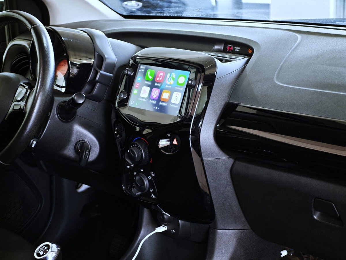 Citroen C1 Airscape C1 Airscape VTi 72 5 porte Shine (12)