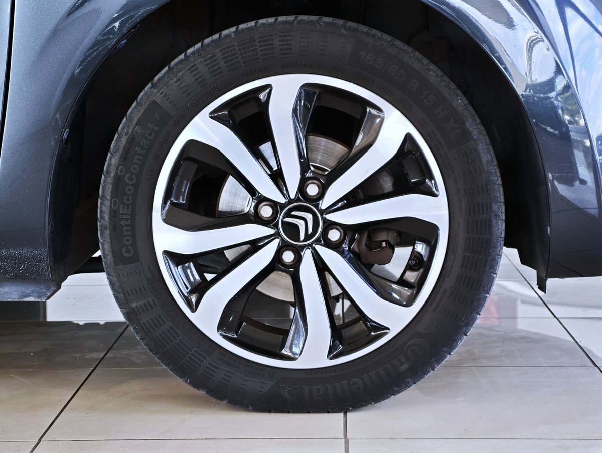 Citroen C1 Airscape C1 Airscape VTi 72 5 porte Shine (8)