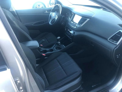 Hyundai Tucson 1.7 CRDi XPossible (10)