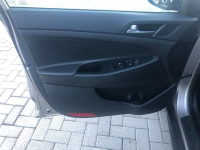 Hyundai Tucson 1.7 CRDi XPossible (16)