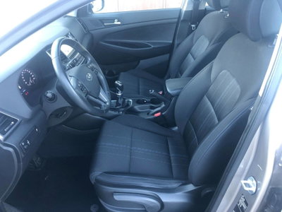 Hyundai Tucson 1.7 CRDi XPossible (9)