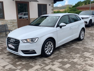 Audi A3 Sportback 1.6 TDI ultra Attraction usata