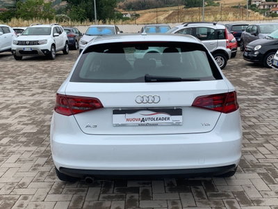 Audi A3 Sportback 1.6 TDI ultra Attraction (4)