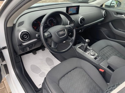 Audi A3 Sportback 1.6 TDI ultra Attraction (8)