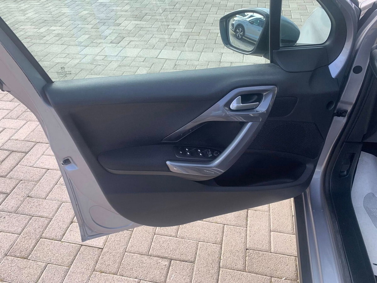 Peugeot 2008 75 Active (13)