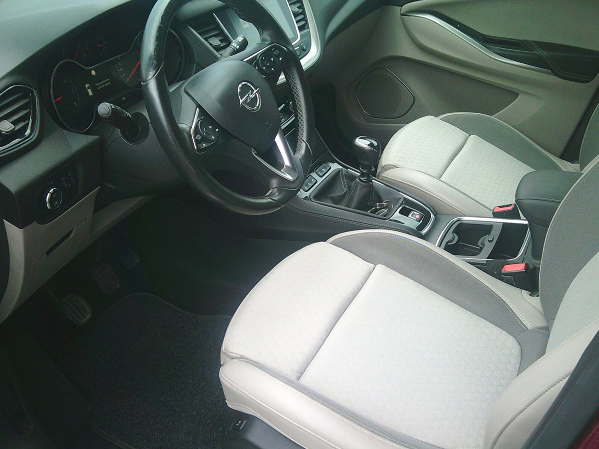 Opel Grandland X 1.2 Turbo 12V 130 CV Start&Stop Business Edition (8)