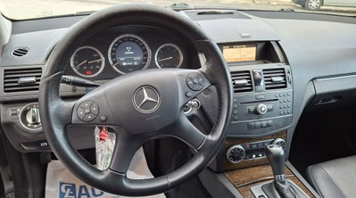 Mercedes-Benz Classe C 200 CDI Eleg. (11)