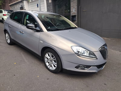 Lancia Delta 1.4 T-Jet 150 CV Platino (3)