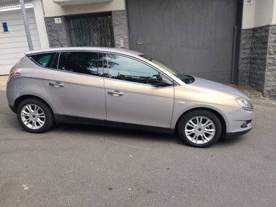 Lancia Delta 1.4 T-Jet 150 CV Platino (4)