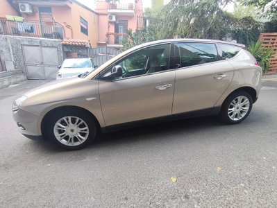 Lancia Delta 1.4 T-Jet 150 CV Platino (5)