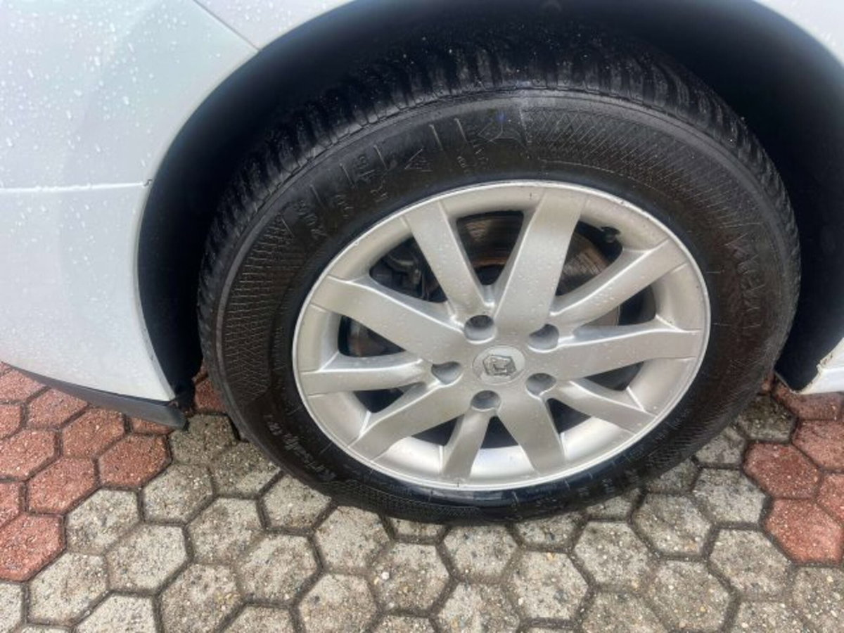 Renault Scenic E-Tech Electric 1.5 dCi 110CV EDC Dynamique (14)