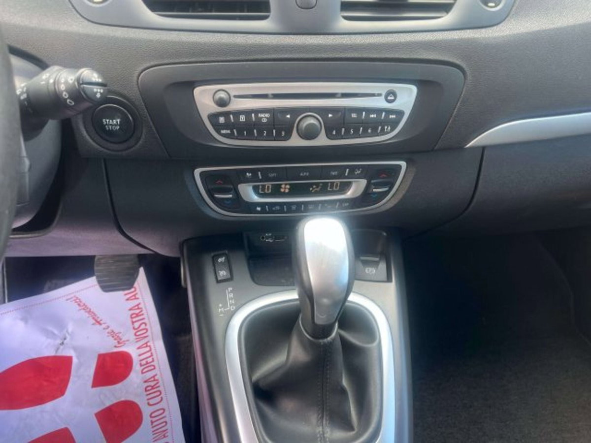 Renault Scenic E-Tech Electric 1.5 dCi 110CV EDC Dynamique (12)