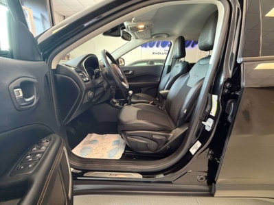 Jeep Compass 2.0 Multijet II 4WD Limited (8)
