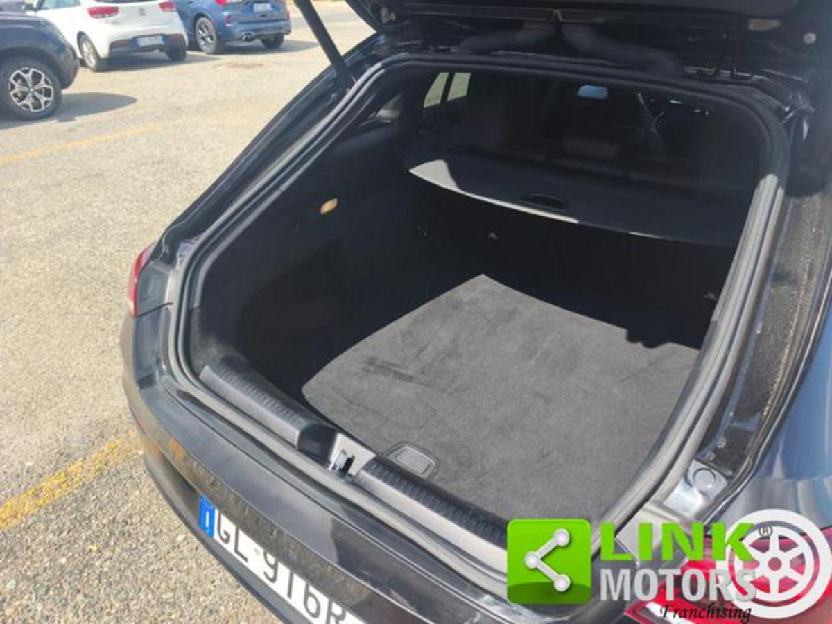 Mercedes-Benz CLA Shooting Brake 200 d Automatic 4Matic Shooting Brake Premium (15)