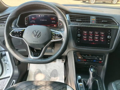 Volkswagen Tiguan 2.0 TDI 150 CV SCR DSG 4MOTION R-Line (7)