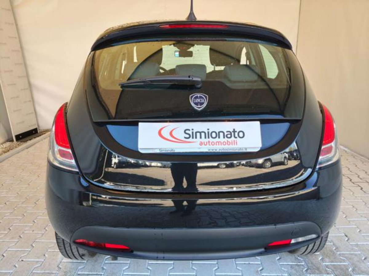Lancia Ypsilon 1.0 FireFly 5 porte S&S Hybrid Gold Plus (5)