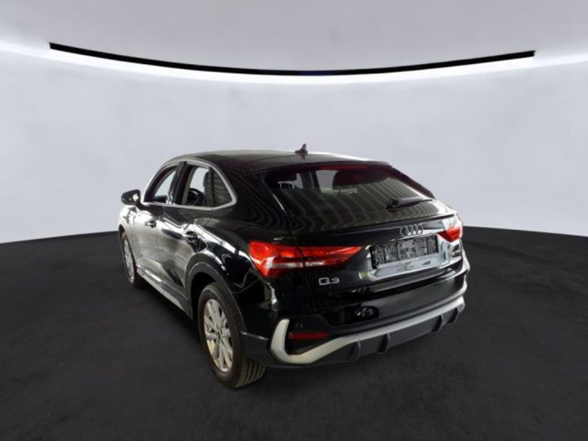 Audi Q3 35 TFSI S tronic S line edition (2)