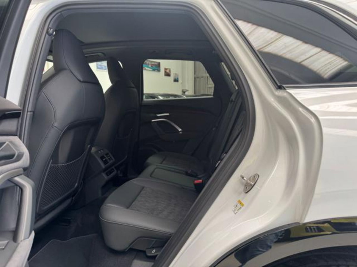 Audi Q5 Sportback Sportback 40 2.0 tdi mhev 12V quattro s-tronic (11)