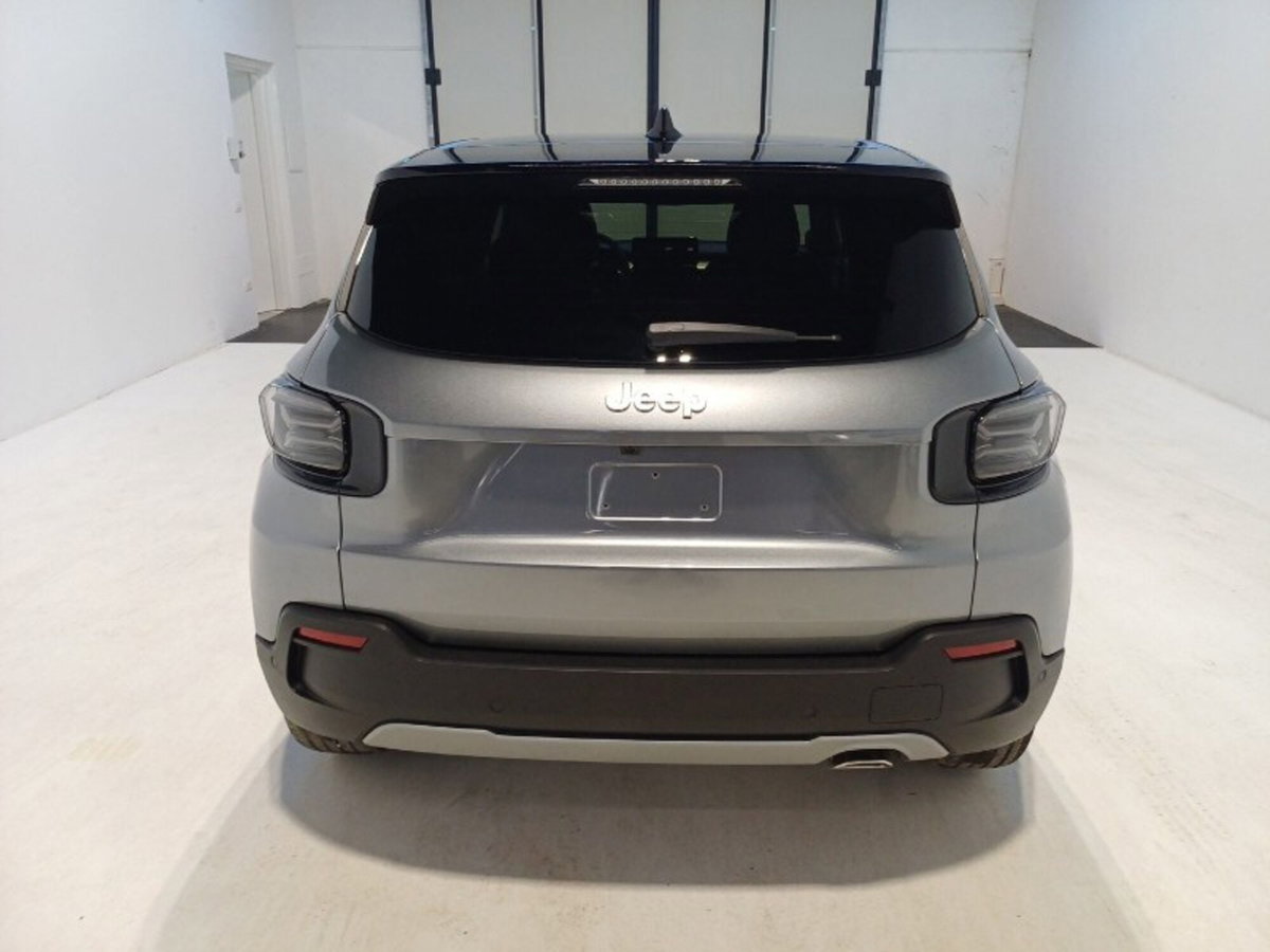 Jeep Avenger 1.2 turbo e-hybrid mhev Summit fwd 110cv edct6 (5)