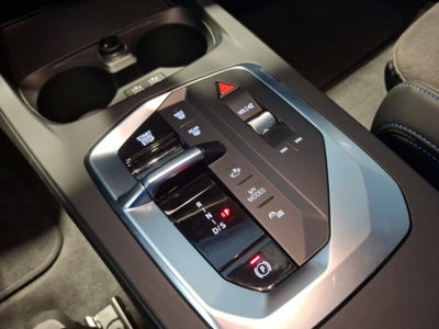 BMW Serie 1 118d Msport (19)