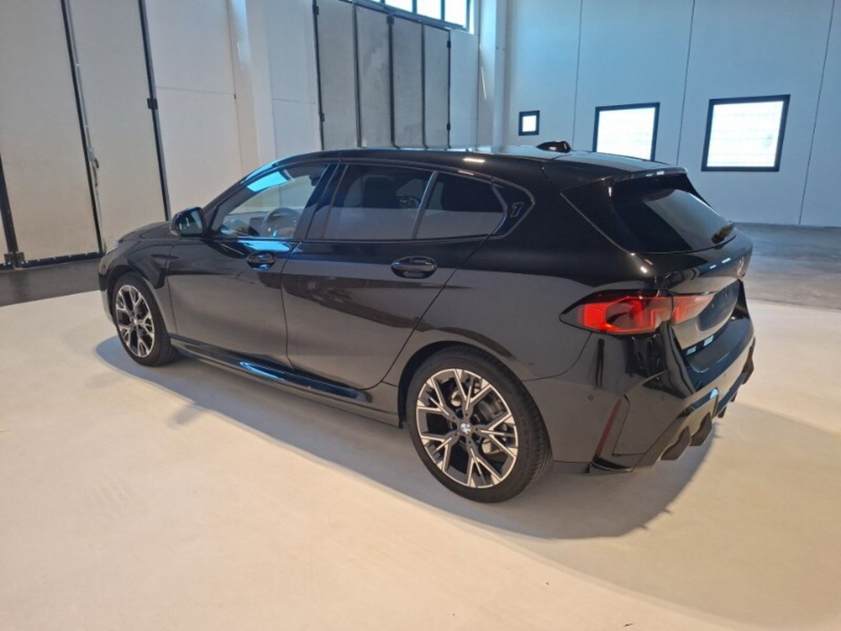 BMW Serie 1 118d Msport (4)