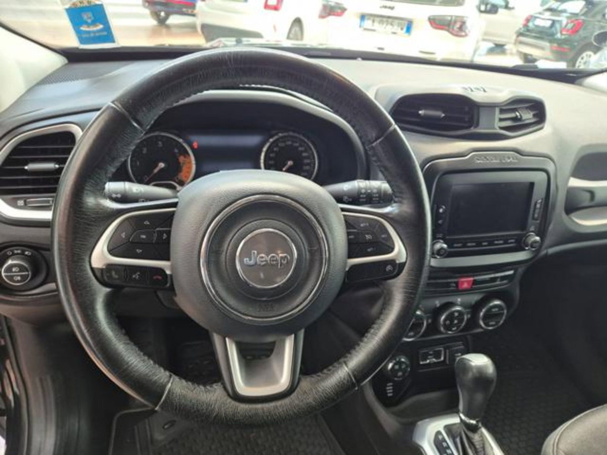 Jeep Renegade 2.0 Mjt 140CV 4WD Active Drive Low Limited (8)