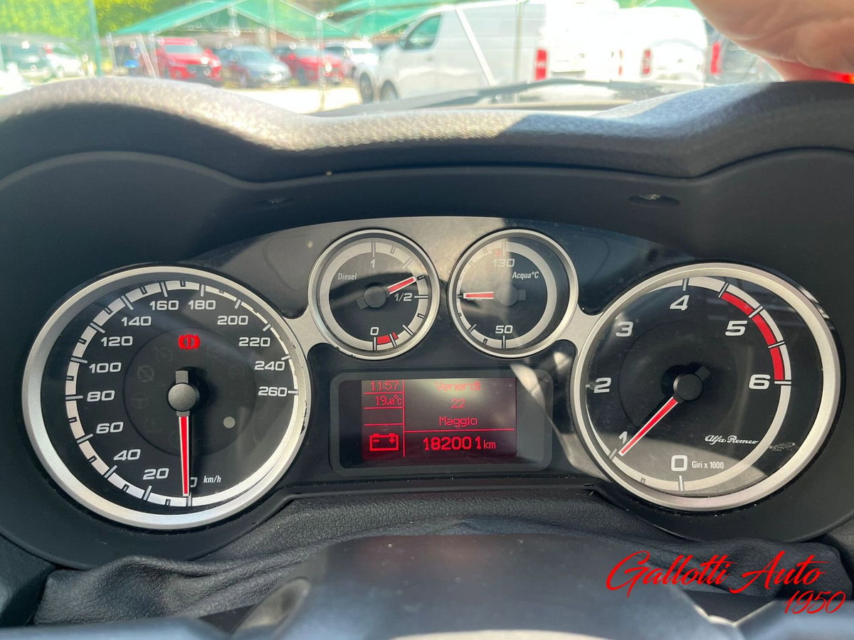 Alfa Romeo MiTo 1.3 JTDm-2 95 CV S&S Progression (12)