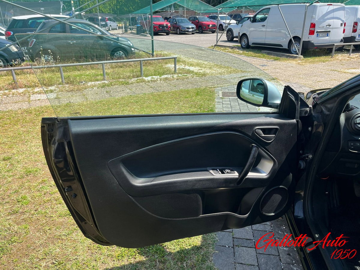 Alfa Romeo MiTo 1.3 JTDm-2 95 CV S&S Progression (16)