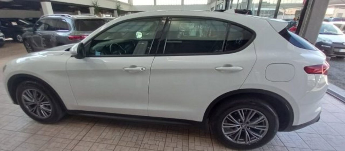 Alfa Romeo Stelvio Stelvio 2.2 Turbodiesel 190 CV AT8 Q4 Super Business (3)
