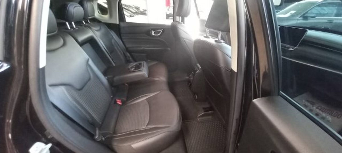 Jeep Compass 1.3 Turbo T4 2WD Limited (10)