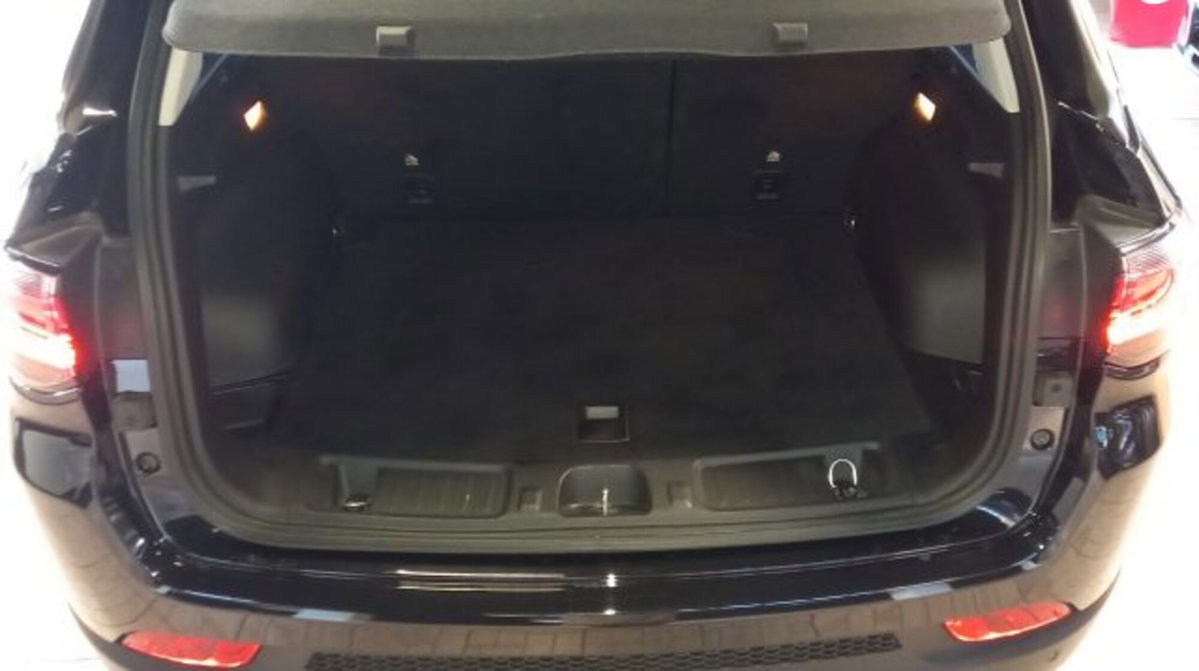 Jeep Compass 1.3 Turbo T4 2WD Limited (6)