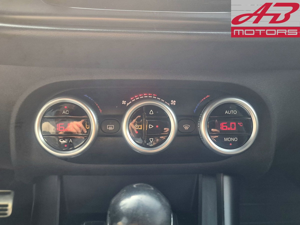 Alfa Romeo Giulietta 1750 Turbo Quadrifoglio Verde 240cv tct (15)