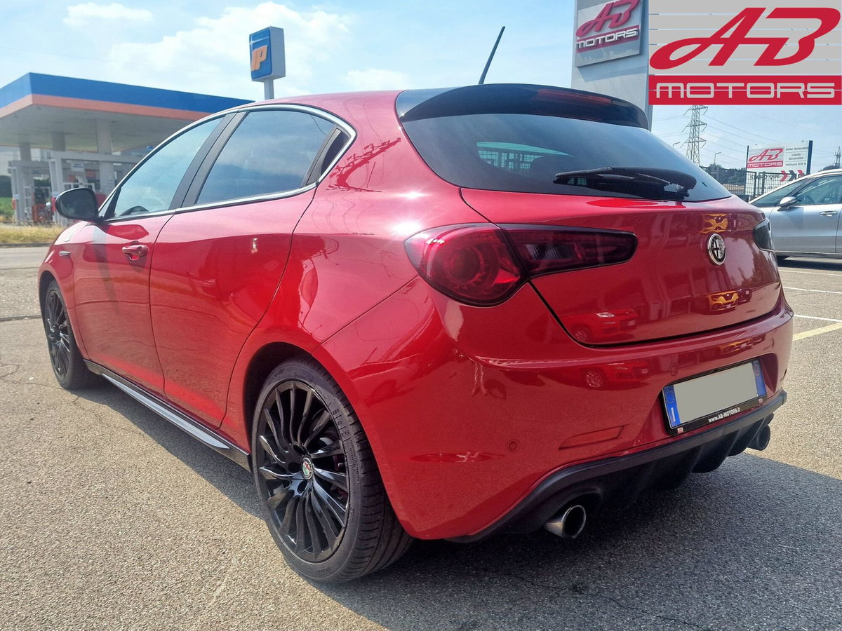 Alfa Romeo Giulietta 1750 Turbo Quadrifoglio Verde 240cv tct (7)