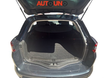 Renault Mégane SporTour 1.5 dCi 110CV SporTour Attractive (11)