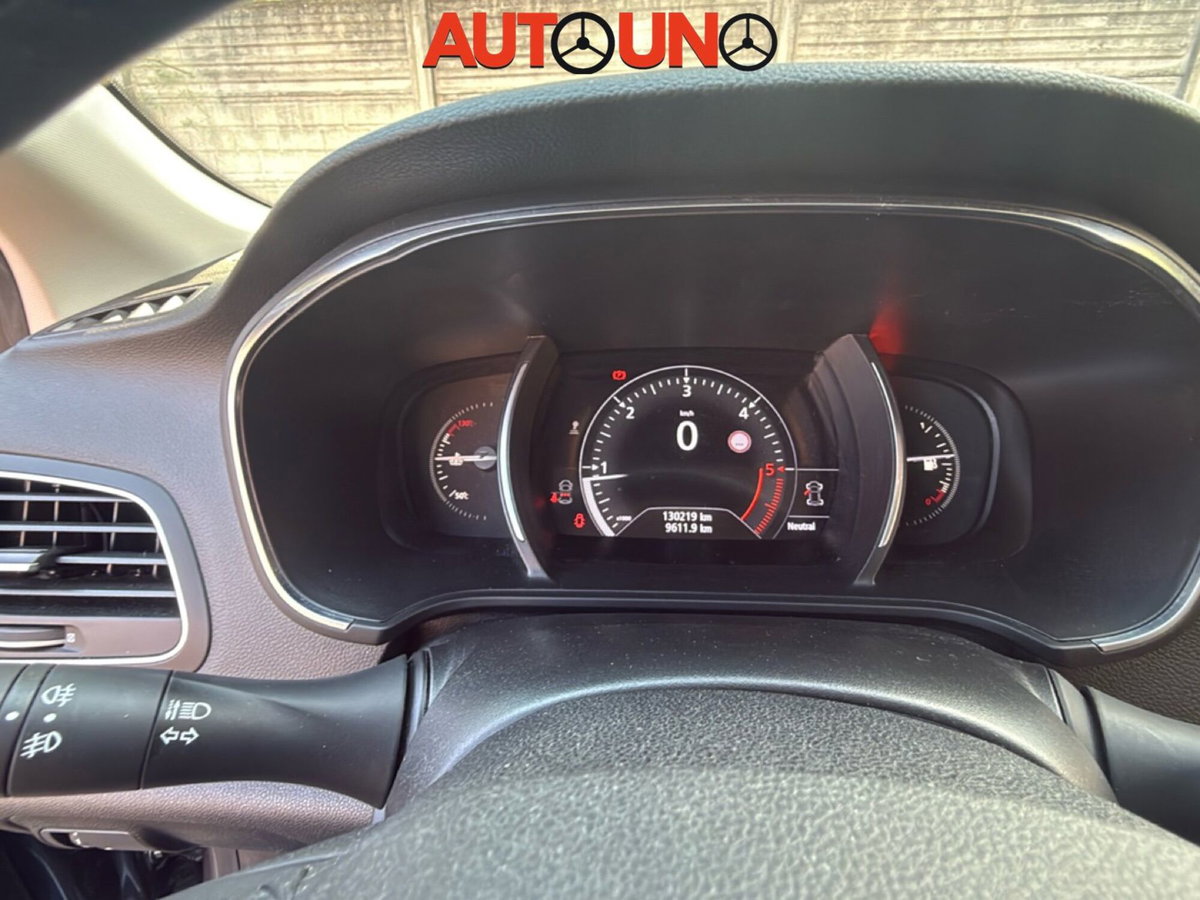 Renault Mégane SporTour 1.5 dCi 110CV SporTour Attractive (15)