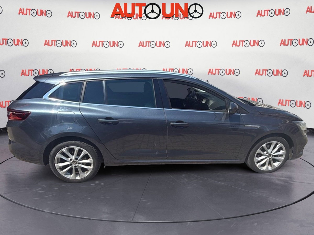 Renault Mégane SporTour 1.5 dCi 110CV SporTour Attractive (4)