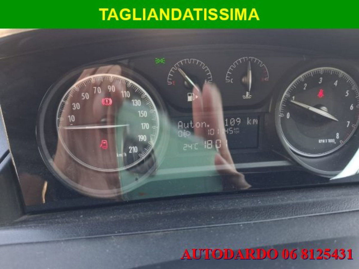 Lancia Ypsilon 1.2 69 CV 5 porte Gold (3)
