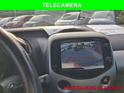 Toyota Aygo 1.0 VVT-i 69 CV 5 porte x-cool (2)