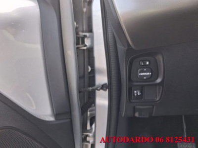 Toyota Aygo 1.0 VVT-i 69 CV 5 porte x-cool (9)