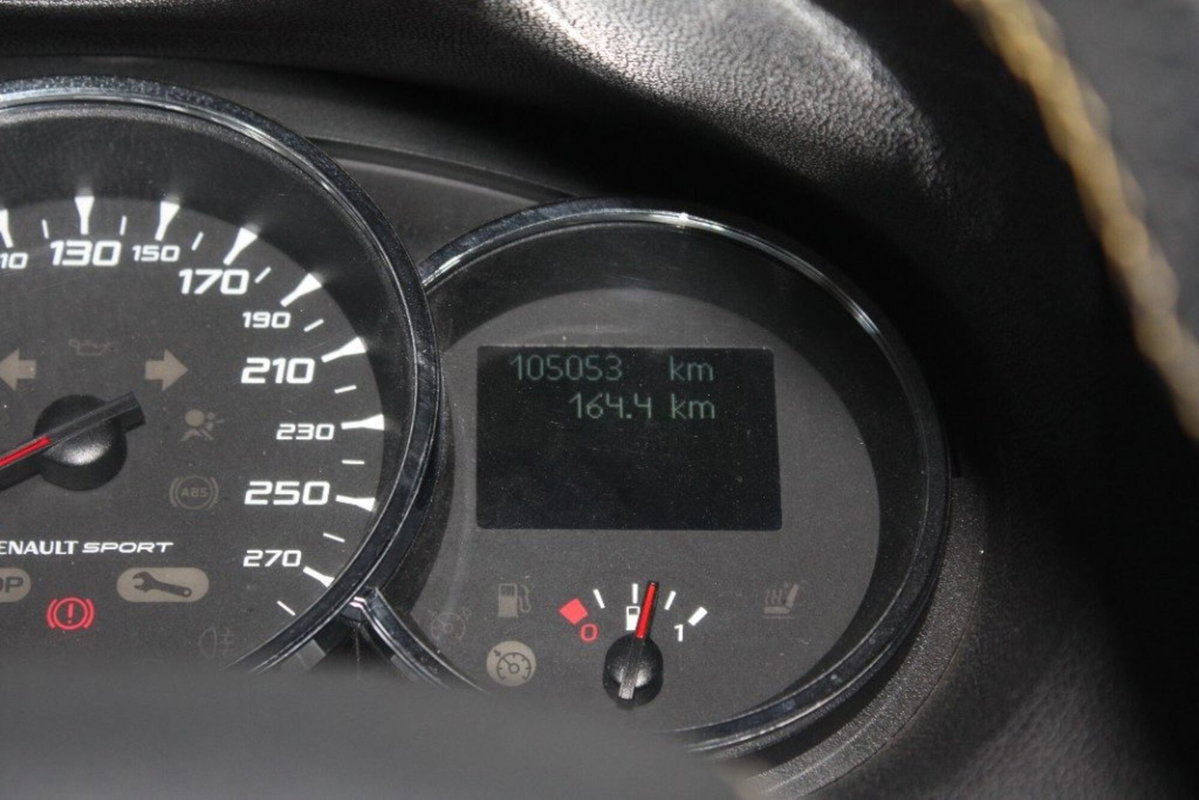 Renault Mégane Coupé 2.0 Turbo 250CV RS (12)
