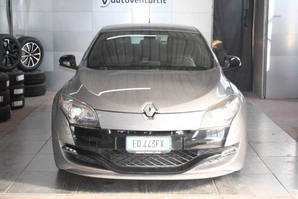 Renault Mégane Coupé 2.0 Turbo 250CV RS (2)