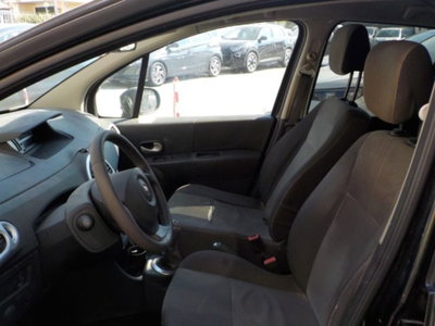 Renault Modus 1.2 16V Expression (3)