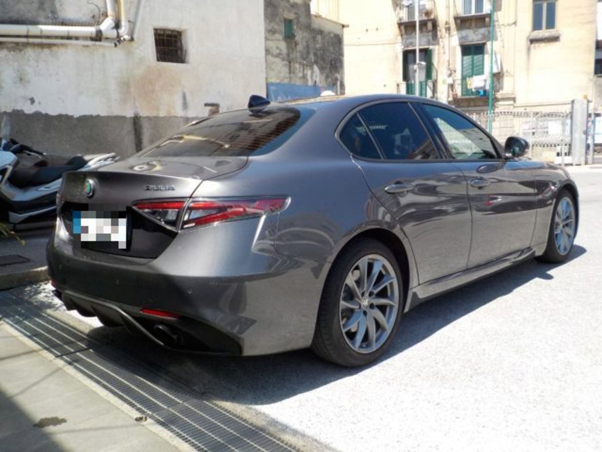 Alfa Romeo Giulia 2.2 Turbodiesel 160 CV AT8 Sprint (7)