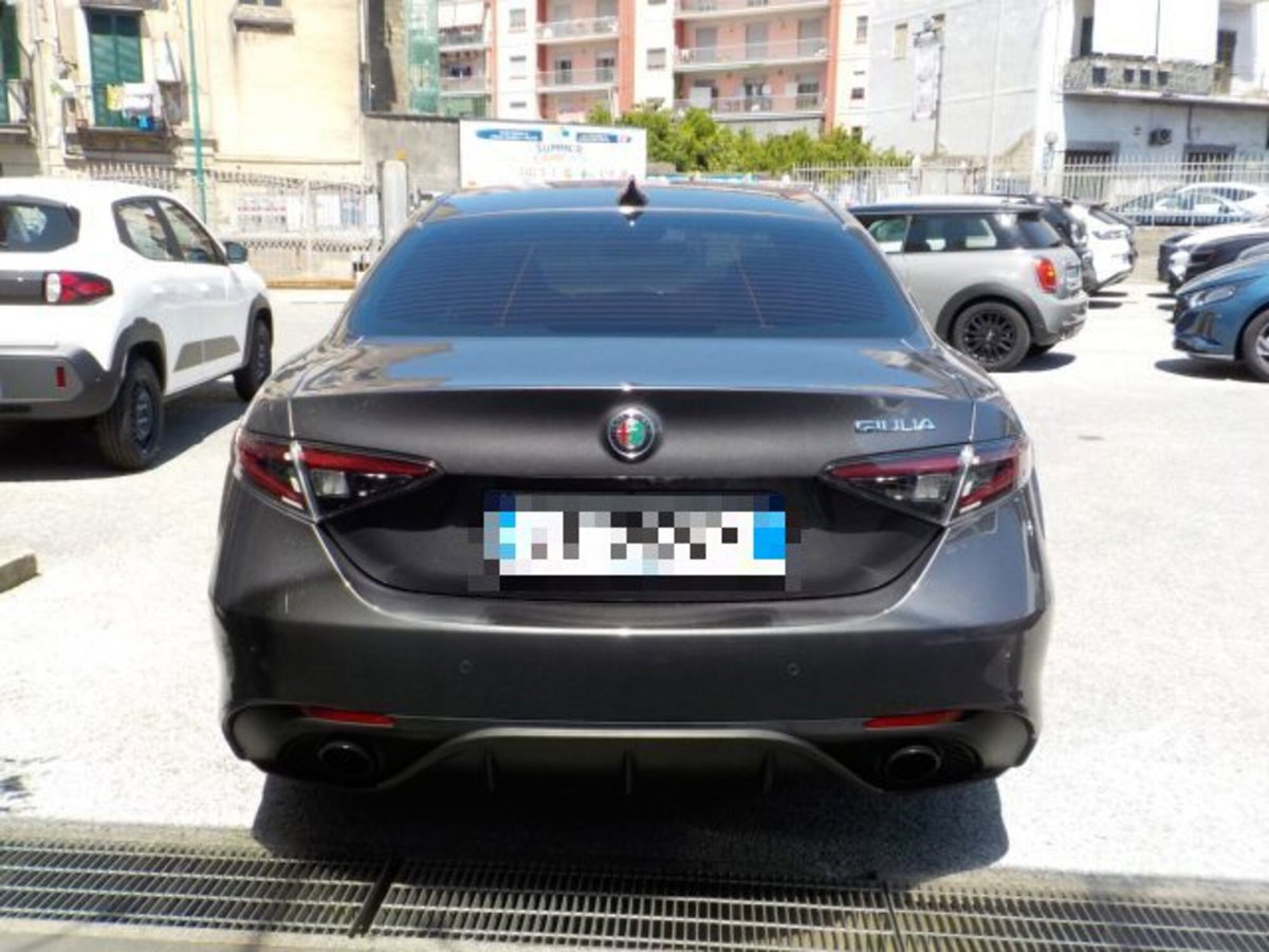 Alfa Romeo Giulia 2.2 Turbodiesel 160 CV AT8 Sprint (8)