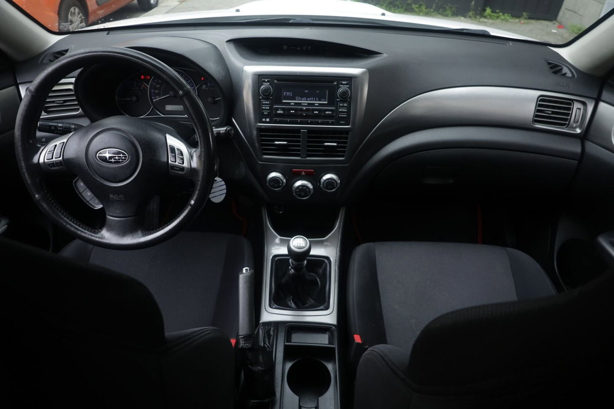 Subaru Impreza 2.0D Sport 4Q (2)