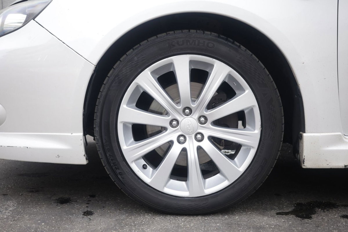 Subaru Impreza 2.0D Sport 4Q (5)