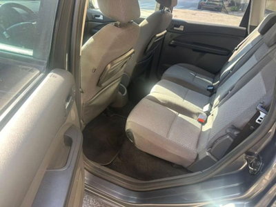Ford C-Max 1.6 TDCi 90 CV (8)