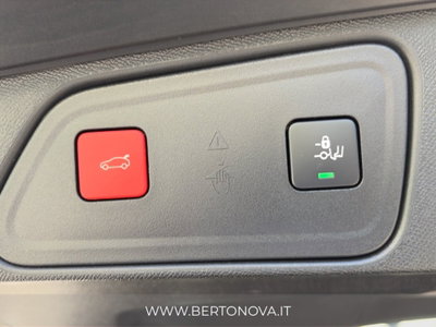 Peugeot 3008 Hybrid4 300 e-EAT8 GT Pack (13)