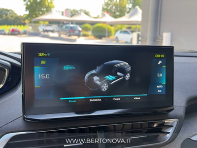 Peugeot 3008 Hybrid4 300 e-EAT8 GT Pack (19)