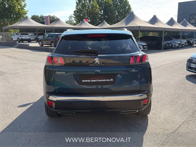 Peugeot 3008 Hybrid4 300 e-EAT8 GT Pack (4)